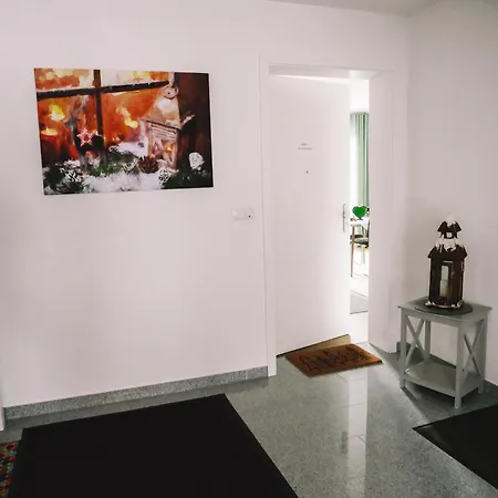 Willy's Ferienzimmer Im Tabakdorf Hatzenbuehl Apartman