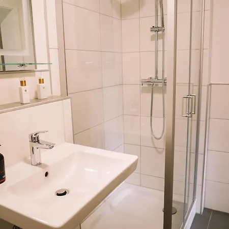 Willy's Ferienzimmer Im Tabakdorf Hatzenbuehl Apartman