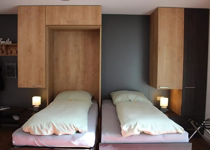 Willy's Ferienzimmer Im Tabakdorf Hatzenbuehl 公寓