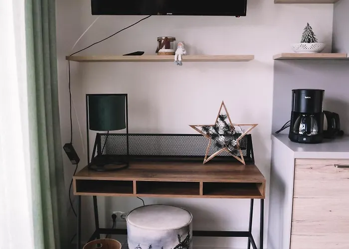 Willy's Ferienzimmer Im Tabakdorf Hatzenbuehl